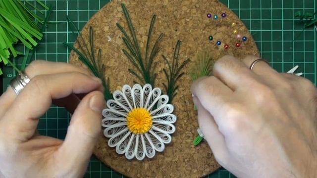 Простые листья в стиле петельчатого квиллинга и на расческе. Quillig hair comb. смотреть онлайн