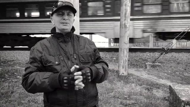 Палій на делюге попался хозяйке. Трижды обносил овощебазу, но застрял в морозилке. смотреть онлайн