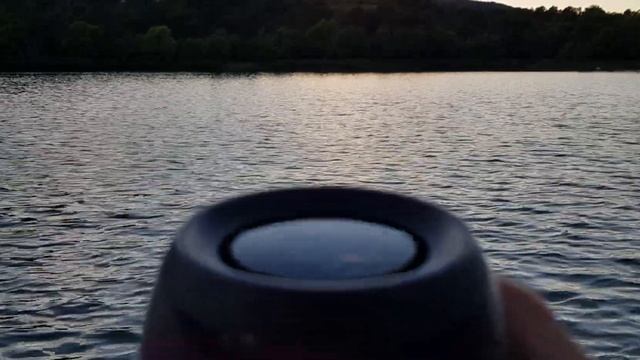 Jbl pulse 3 Bass test! With River! Sunset! смотреть онлайн