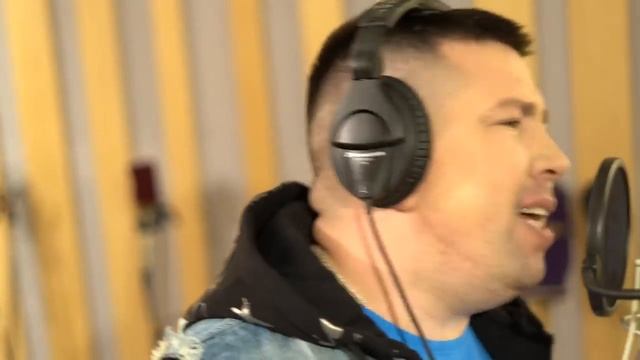 Эдуард Хуснутдинов - Как жаль (премьера 2021).mp4 смотреть онлайн