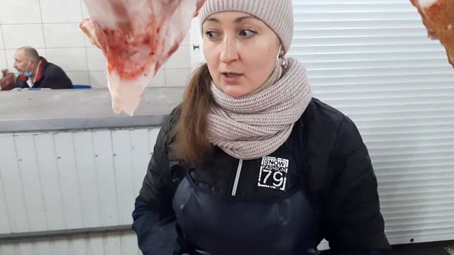 Хороше сало у Танюші по 200 гривень і не дешевіє! 17 грудня 2021 р. смотреть онлайн