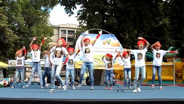 "Неразлучные друзья" смотреть онлайн