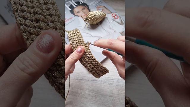 Плоский жгут, эффектный браслет крючком?knitting pattern. смотреть онлайн