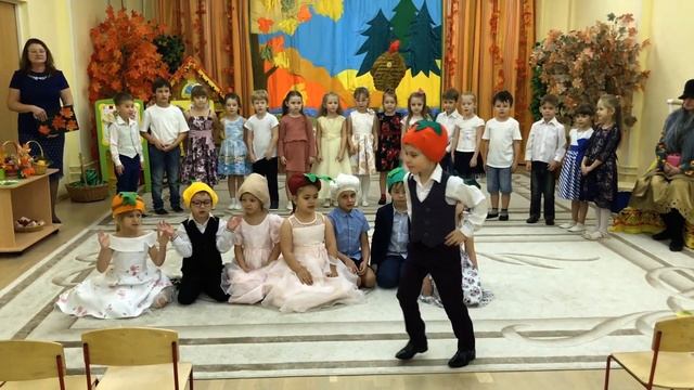 Осенний праздник смотреть онлайн