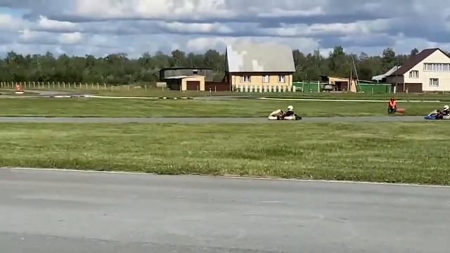 КАРТИНГ. Упорово 14.08.2022. Rotax Max. 2 Финальный заезд. смотреть онлайн