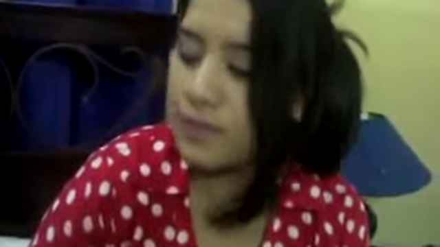 Desi Hot Chasdi Larki