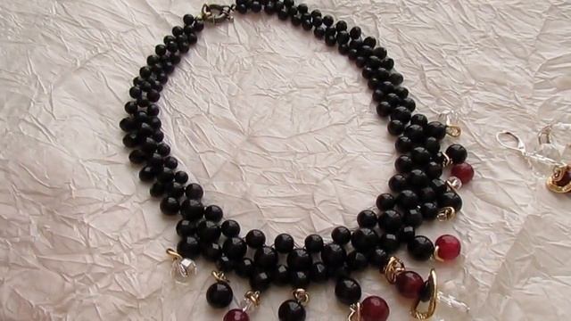 Как сделать колье из камней. Плетение смотреть онлайн