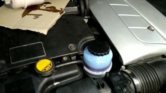 Замена бачка Гура Lexus LS 430 2003г смотреть онлайн