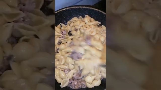 Макароны по флотски с тушенкой #Рецепты #обед #макароныпофлотскистушенкой смотреть онлайн