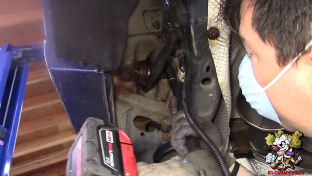 Ford Focus Rear Trailing Arm Replacement смотреть онлайн