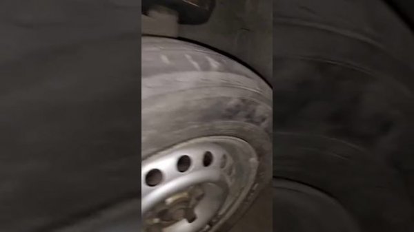 Снять переднее крыло нексия