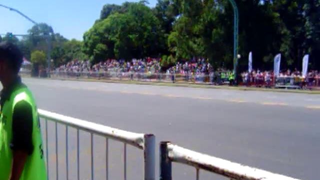 Renault Fluence Lo Jack Team del Super TC2000 en la Av. Del Libertador SONIDO BRUTAL! смотреть онлайн
