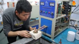 Процесс пайки красных медных деталей индукционным нагревателем