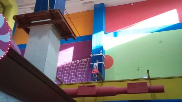 Мегаленд .Скалодром четвертого уровня. Рекорд Алисы. смотреть онлайн