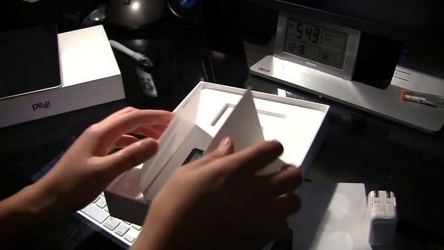 Unboxing : Apple iPad 2 ( iOS 5, iCloud ) смотреть онлайн