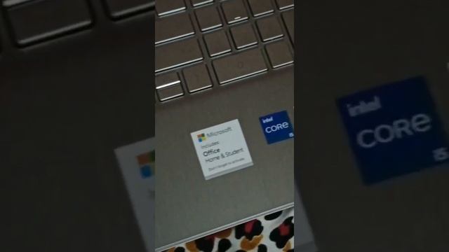 Unboxing HP Pavilion 15 - 11th Gen Intel i5 - 1135G7 -HP Budget Laptop 2021 - Light & Thin Under 60 смотреть онлайн