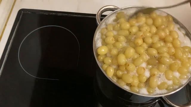#145. ВАРЕНЬЕ "ЯНТАРНЫЙ ВИНОГРАД"l ПО-ДОМАШНЕМУ l ДОМАШНЯЯ КУХНЯ смотреть онлайн