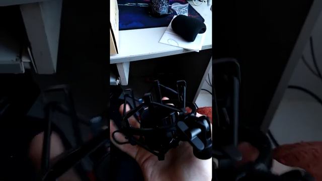 Распаковка микрофона Yanmai Q6 смотреть онлайн