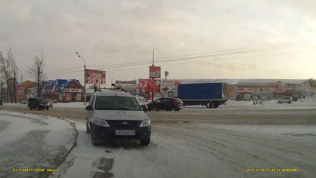 Видео камера на Павловском тракте на АЗС ОКТАН смотреть онлайн
