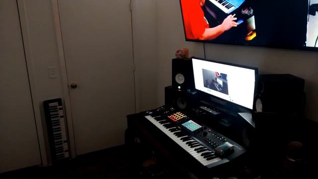 M.I. Nyce AKA Nyce Notes | akai Mpc Key61 | Live Cook Up Ep. 3 смотреть онлайн
