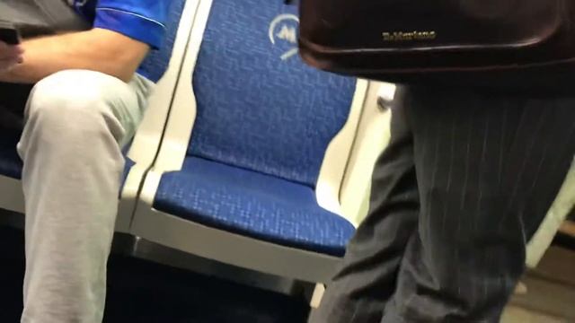Выход к киевскому вокзалу. Павильону MCD. смотреть онлайн