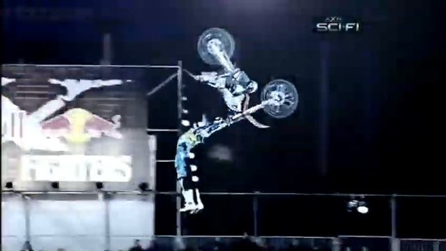 Red Bull X Fighters - 24 Giugno 2011 Roma Stadio Olimpico - Motocross Freestyle - FMX смотреть онлайн