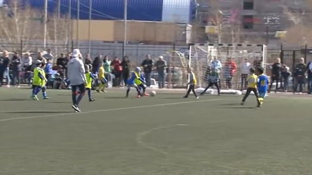 Первенство РБ по футболу 2009 2010гг БАЙКАЛ ГУСИНООЗЕРСК 15 04 2018г смотреть онлайн