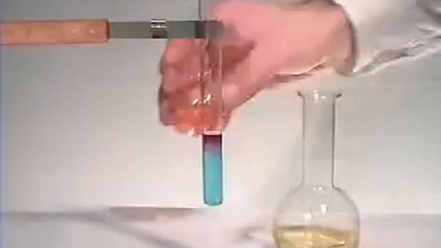 CuCl2+NaHCO3.avi смотреть онлайн
