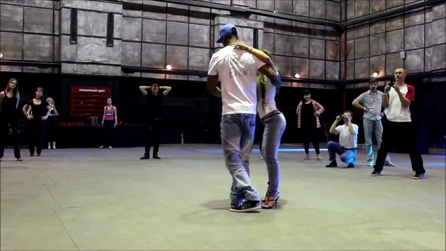 Mike Even's & Ksenia — Kizomba смотреть онлайн