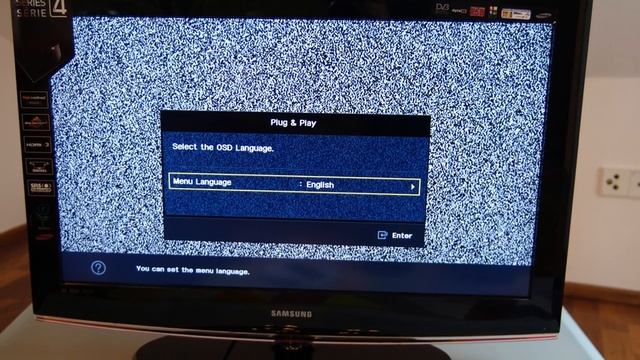 Samsung LE 32 B 450 LCD TV - Flatscreen Television
