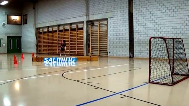 ФЛОРБОЛ---отработка удара с лета смотреть онлайн