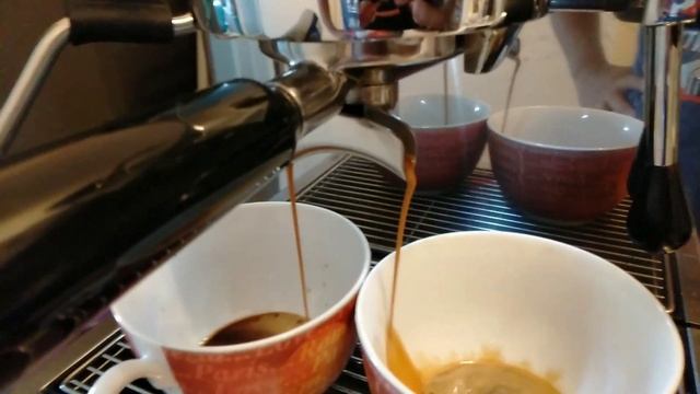 Home Barista Perfect Decaff Espresso |Cafe HAG || GRAEF CONTESSA GRAEF CM900 смотреть онлайн