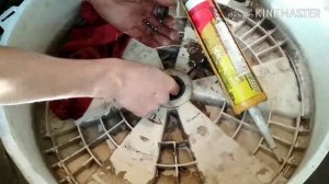 КАК выбить подшипники с бака стиральной машинки если он рассыпался