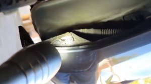 Замена Форсунки омывателя правой фары