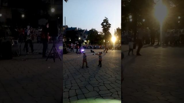 Кавер-группа "Старые песни"(28.07.19г.Цветник,Пятигорск) смотреть онлайн