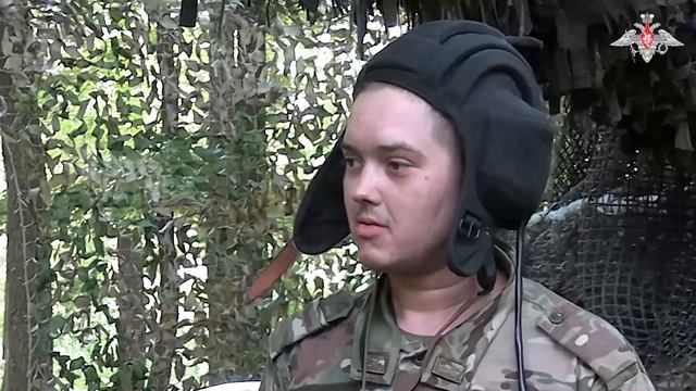 Танкисты 1-й «Славянской» бригады громят позиции врага смотреть онлайн