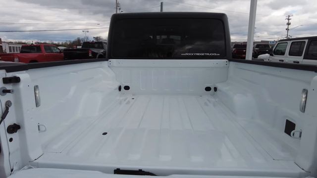 Lifted 2022 Jeep Gladiator - Rocky Ridge Trucks K2 | 37 Inch Tires - 3" Lift смотреть онлайн