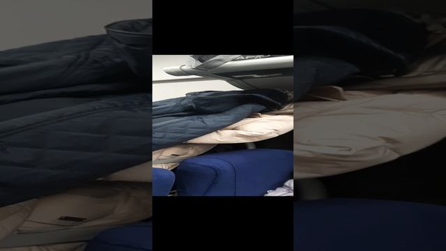 ПроПечальки.Поезд Ласточка.Непродуманно мало вешалок.5 курток на одной .mp4