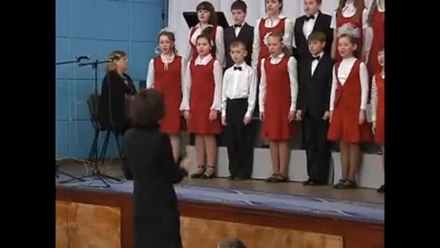 Хор ст. классов "Под солнцем вьются жаворонки" смотреть онлайн