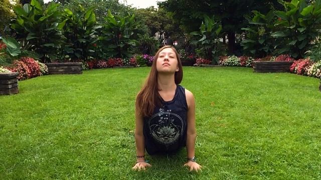 Coming back to breath - Yoga with Rebecca смотреть онлайн