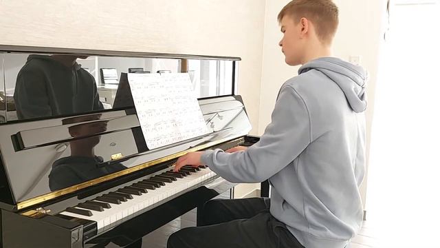 Waltz in A Minor B 150 Frederic Chopin/ Piano смотреть онлайн