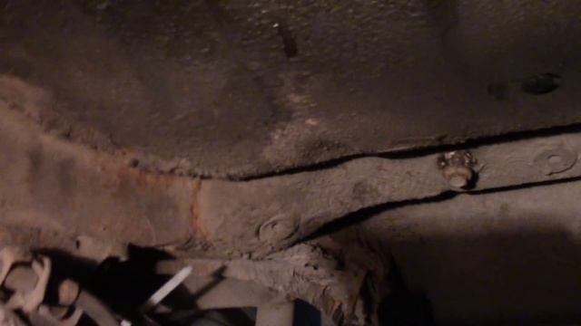 ВАЗ 21083 новое днище вид снизу на подьемнике смотреть онлайн