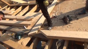 крыша делаем конёк в эркере 1)