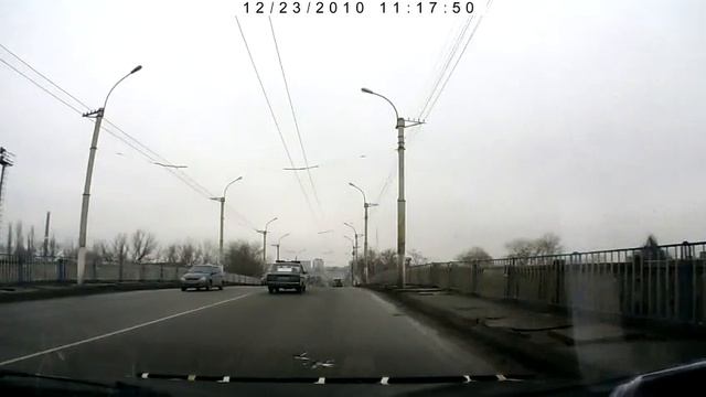 Гаи Луганска игнорировали требование знаков..mp4