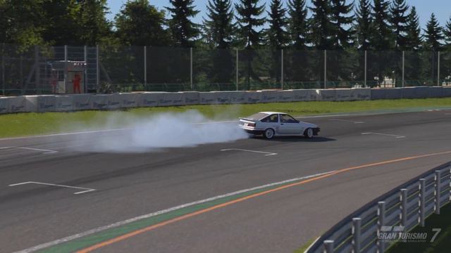 Gran Turismo 7 AE86 Tsukuba Drift смотреть онлайн