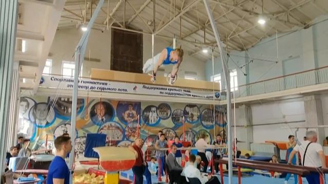 Подъём переворотом Чей стандарт золотистей смотреть онлайн