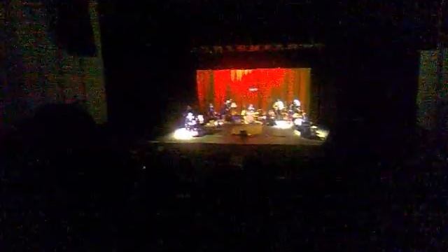 Hugh Laurie live in Minsk, Belarus 22.06.2012 смотреть онлайн