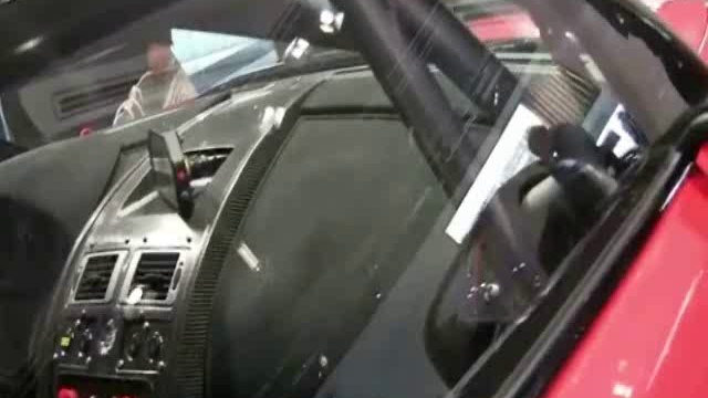 Aston Martin V12 Vantage Zagato смотреть онлайн