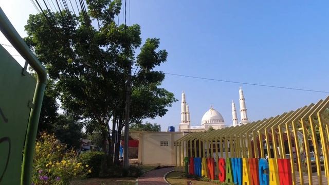 Sunmori at Jakarta-Bogor Road | Solo Riding at Jakarta-Bogor Road with Urbano 5 смотреть онлайн
