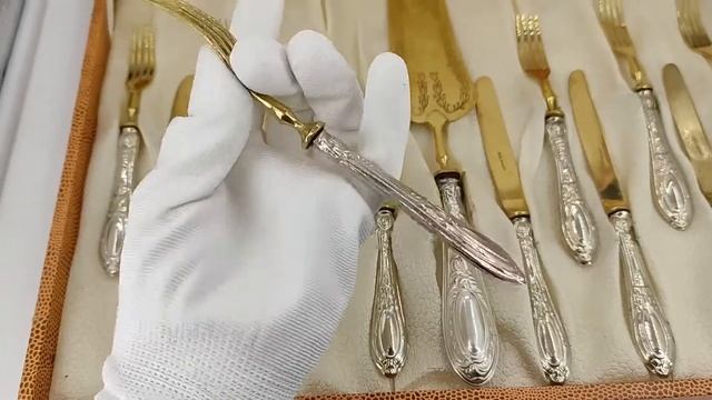 Столовые приборы в кейсе, серебро 800 пр. с золочением, Германия, "SOLINGEN", первая половина 20 в. смотреть онлайн